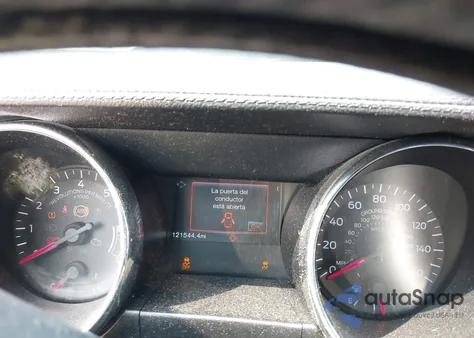 2015 Ford Mustang V6 из США, поврежденный, VIN 1FA6P8AM4F5329744